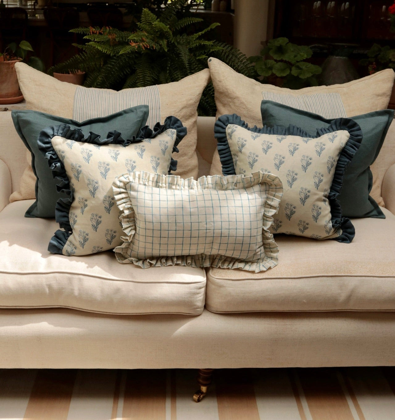 Broadway Floral Cushion