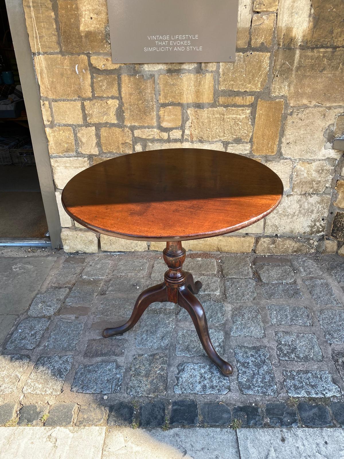 Antique Oak Tilt Top Table
