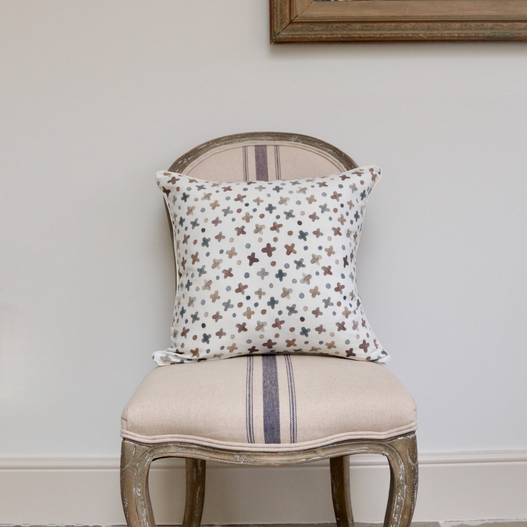 Noughts & Crosses Cushion
