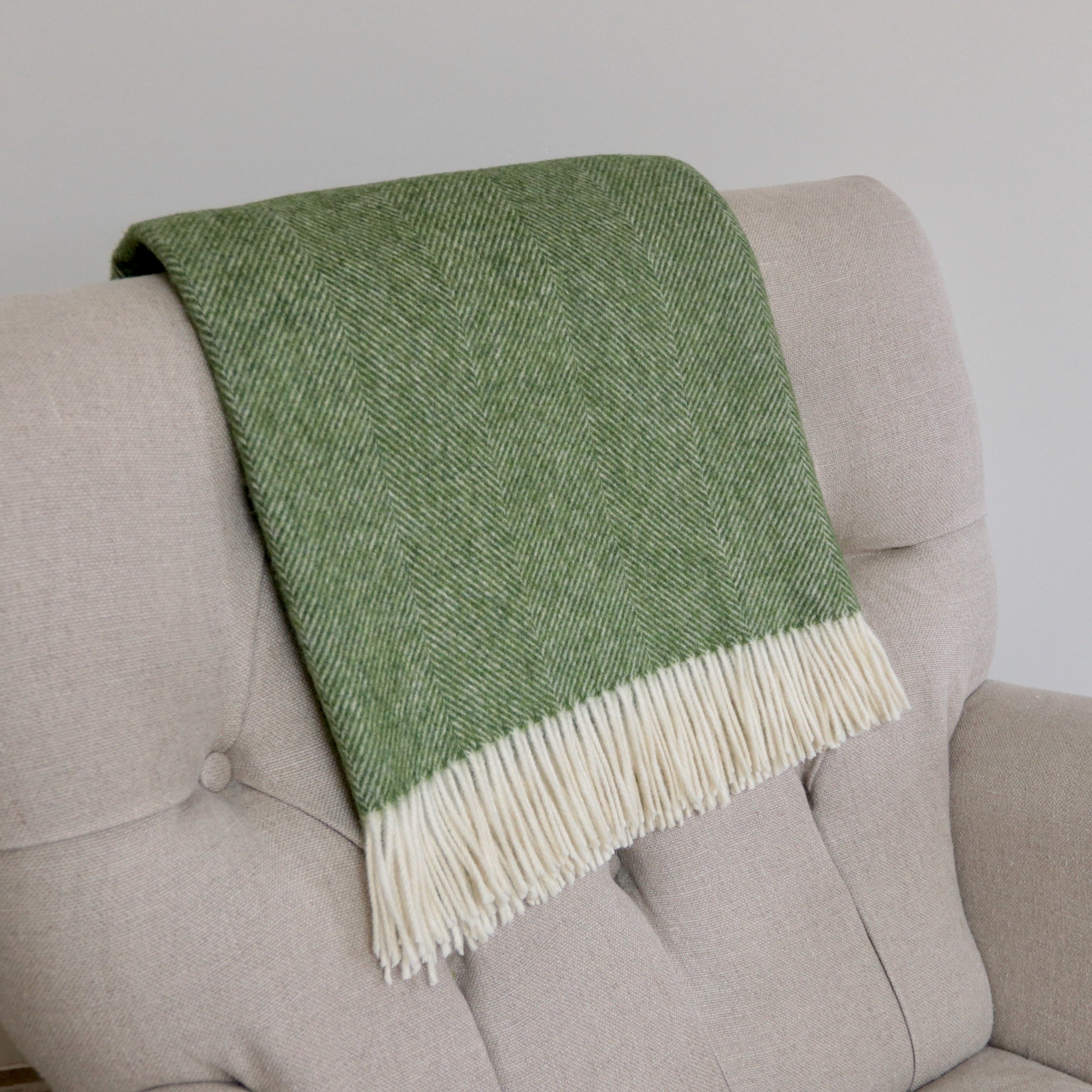 Apple Herringbone Shetland Throw